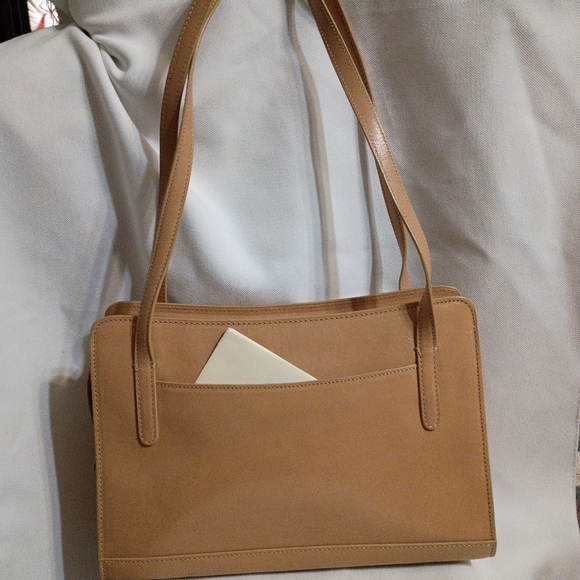 Handbag - Picture 2 of 3